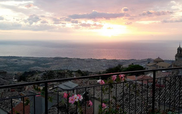 Il paese di S.Caterina dello Ionio