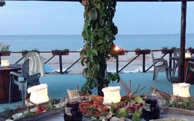 Aperitivo ai fiori di ciliegio